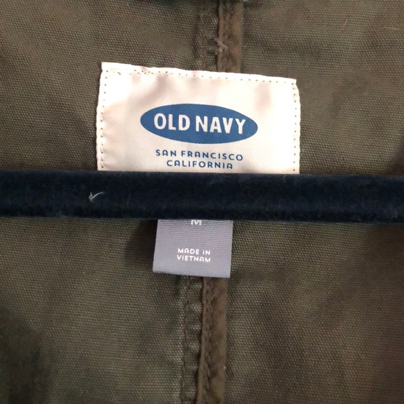 Army Green Jacket💚 - Picture 2 of 3